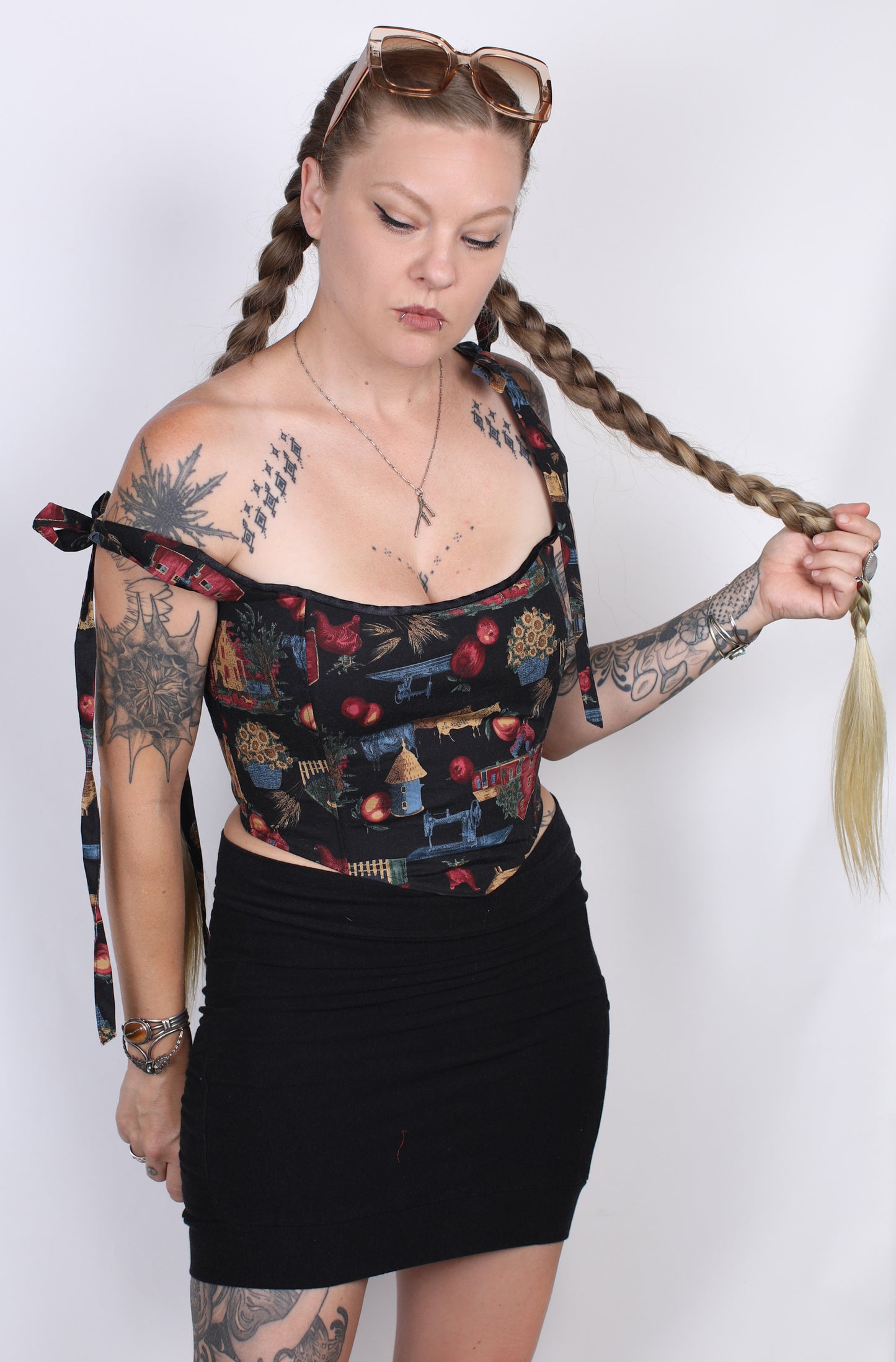 M - Farm Corset Style Top