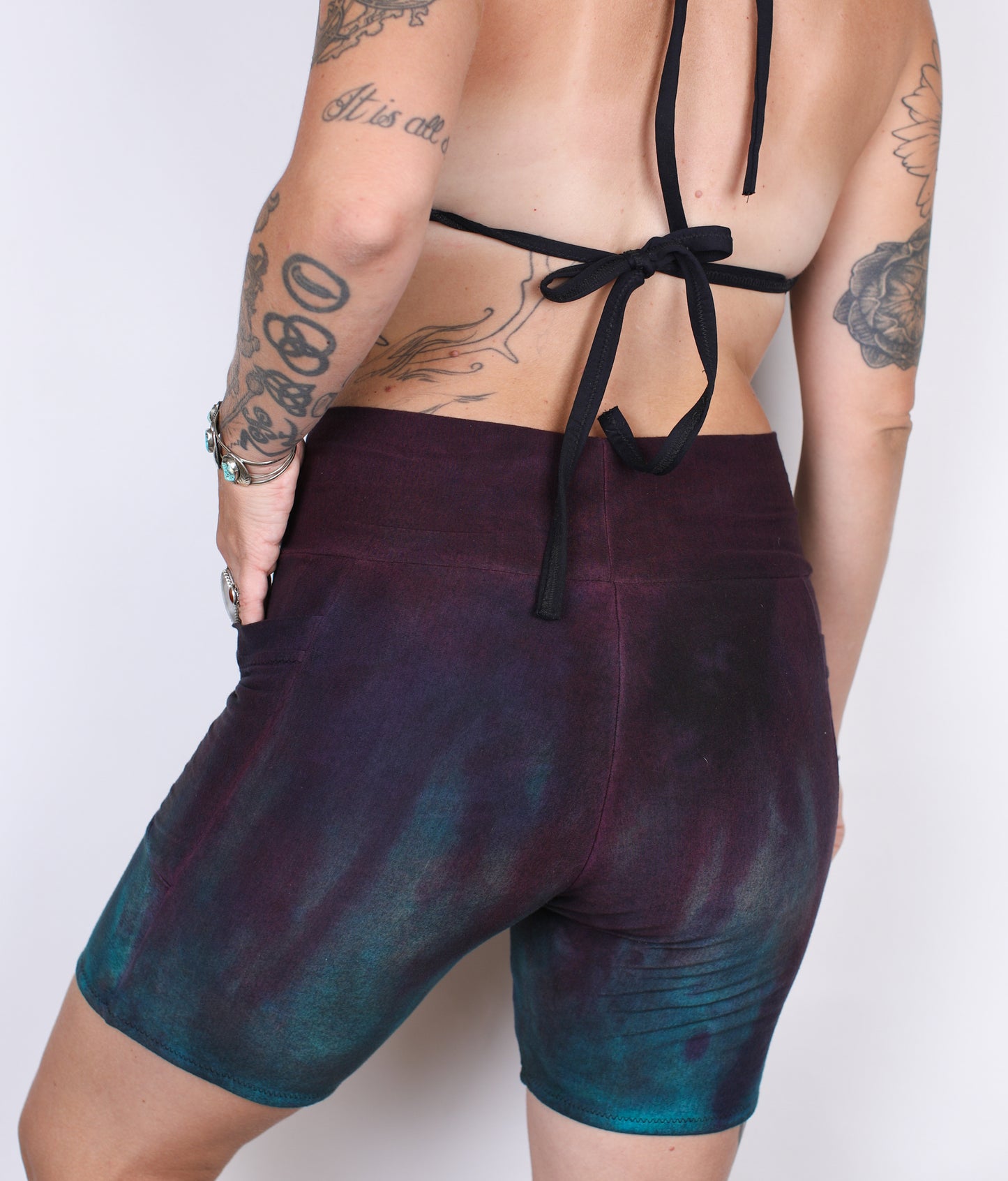 L-  Arctic Purps Hemp Bamboo Pocket Mid Shorts