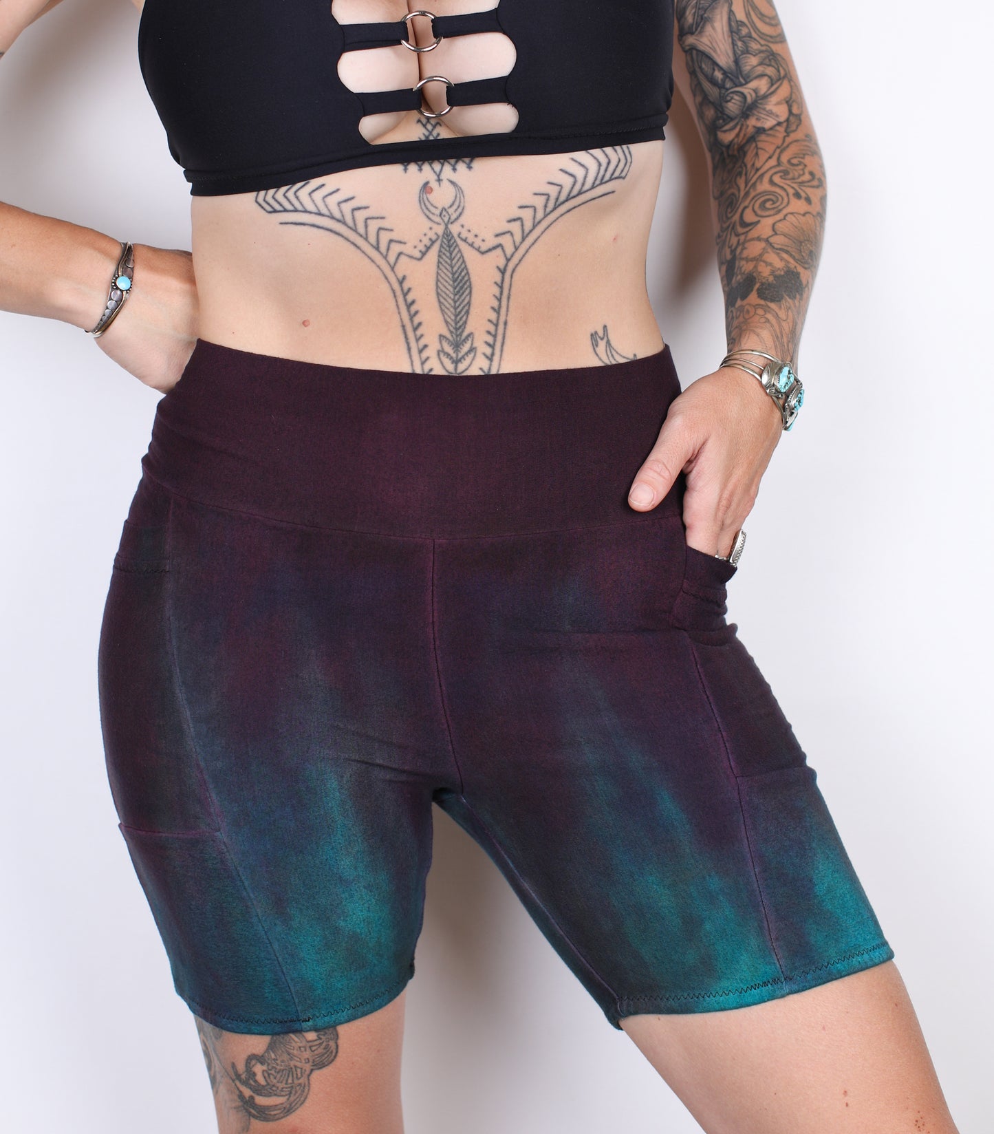 L-  Arctic Purps Hemp Bamboo Pocket Mid Shorts