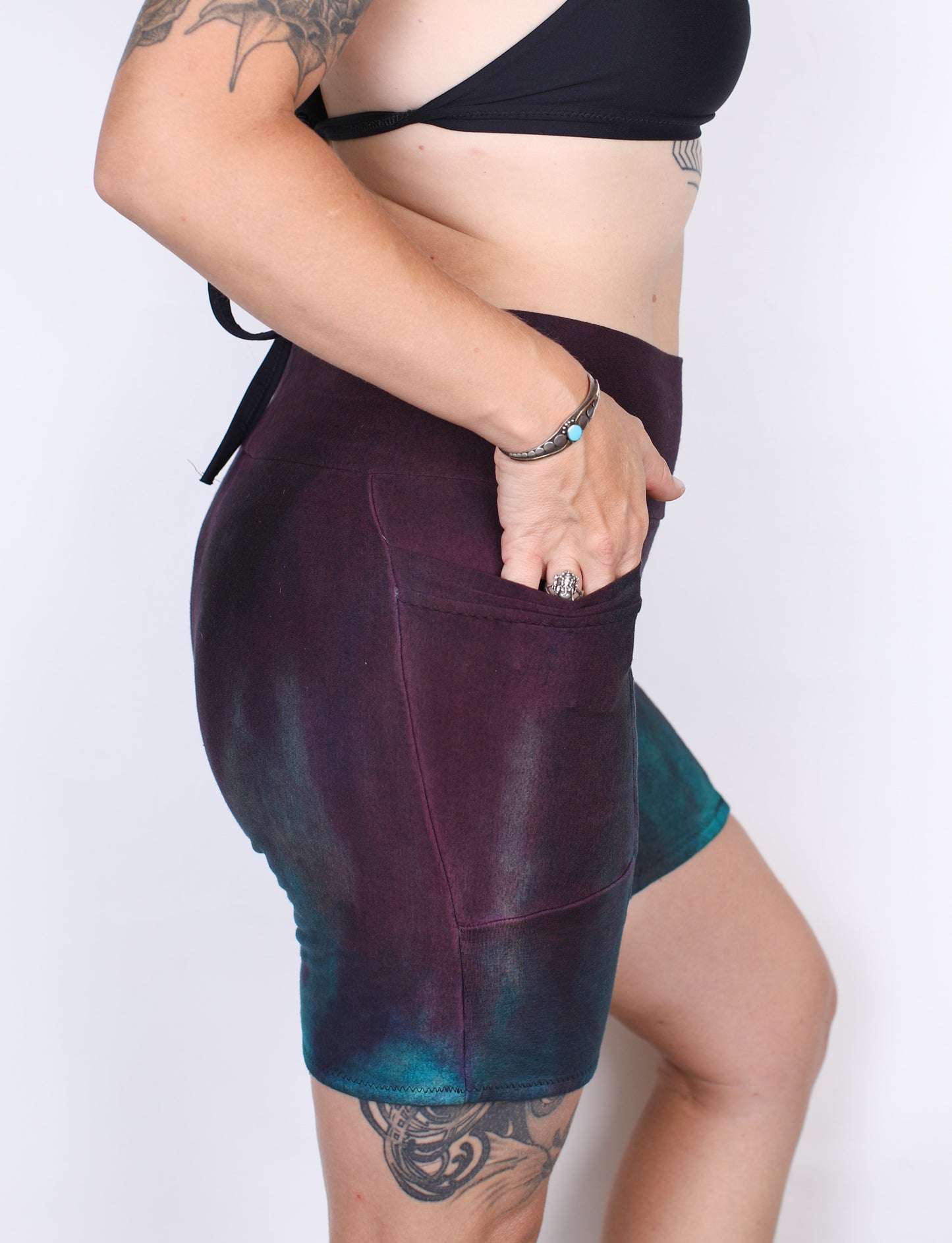 L-  Arctic Purps Hemp Bamboo Pocket Mid Shorts