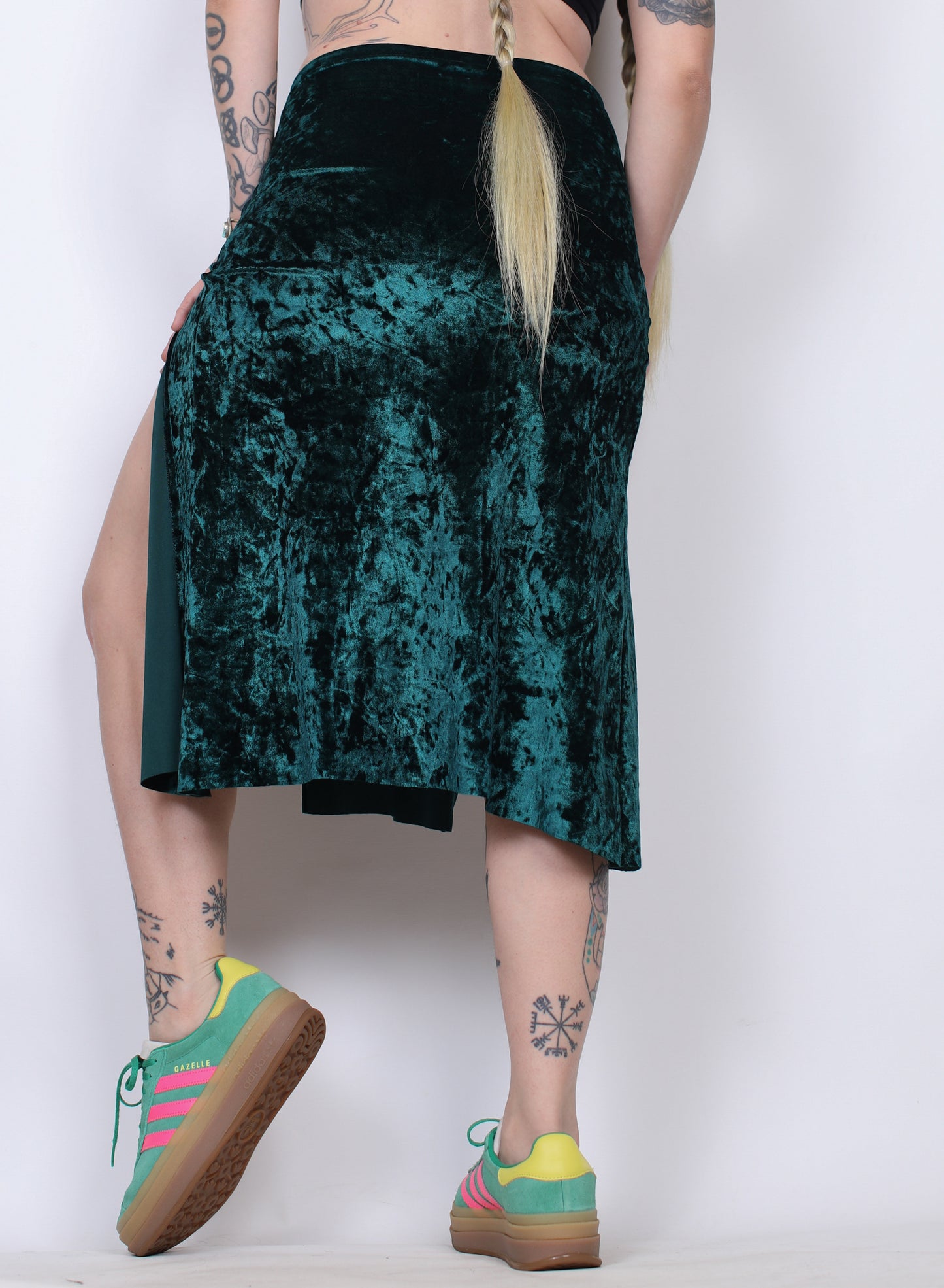 Emerald Velvet Short Slit Skirt