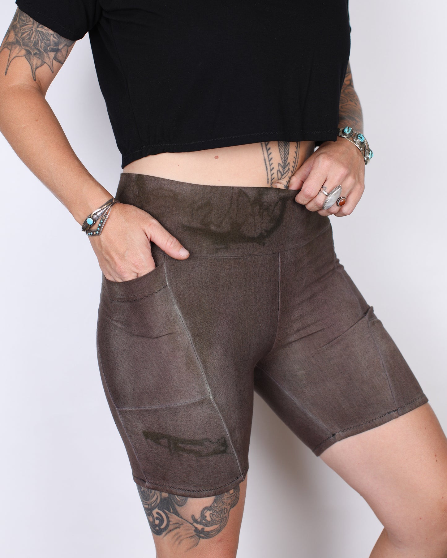 M- Mushroom Hemp Bamboo Pocket Mid Shorts